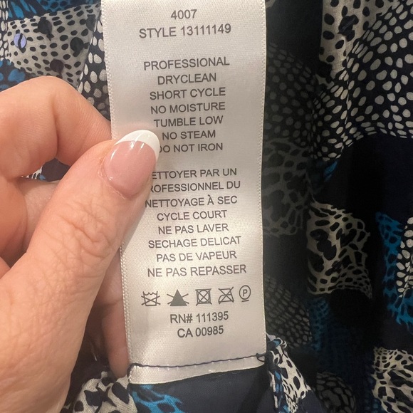 Tory Burch Stephanie Blue Sea Shell Sequins Detail Top Size 10 - Picture 4 of 7